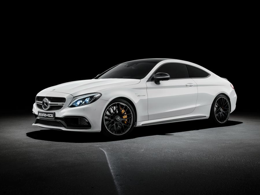  Mercedes-AMG C63 S Coupe 2015 года  (фото 2 из 40)